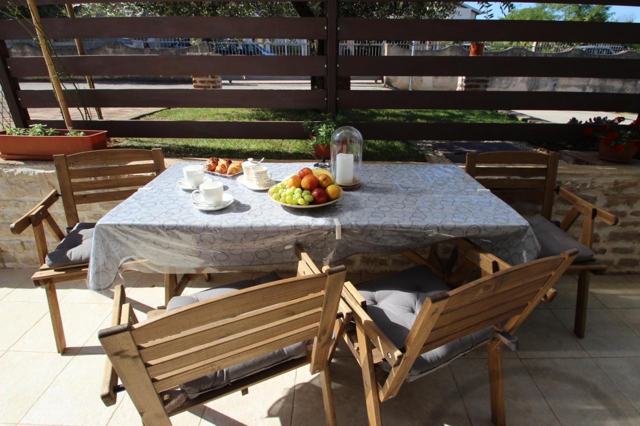 Apartment Luigi Poreč Extérieur photo